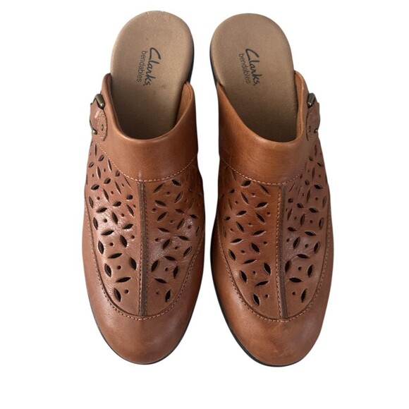 Clarks Bendables Women’s Leather Floral Laser Cut Mules Clogs Tan Size 9M - Picture 1 of 5